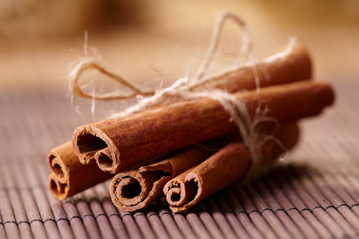 Subtle Cinnamon / Корица в трубочках